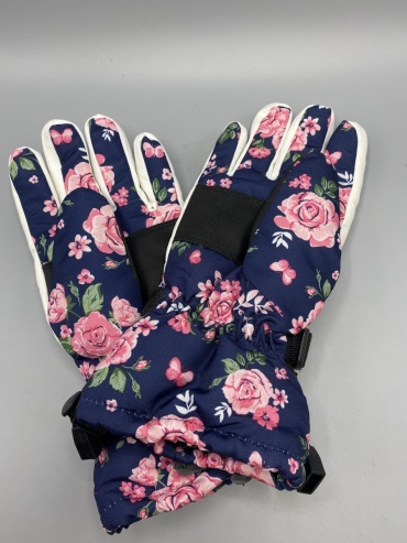 Sale: Floral Gloves