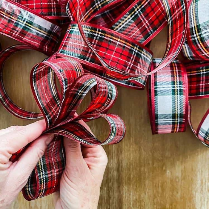 November 29 - Brilliant Bows