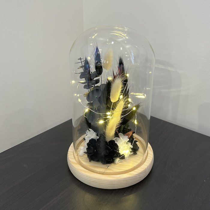Black Dried Flowers Display