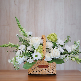 Lakeside Blooms Basket