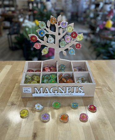 Round Flower Magnet