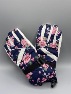 Sale: Floral Gloves