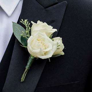 Petite Rose Boutonniere