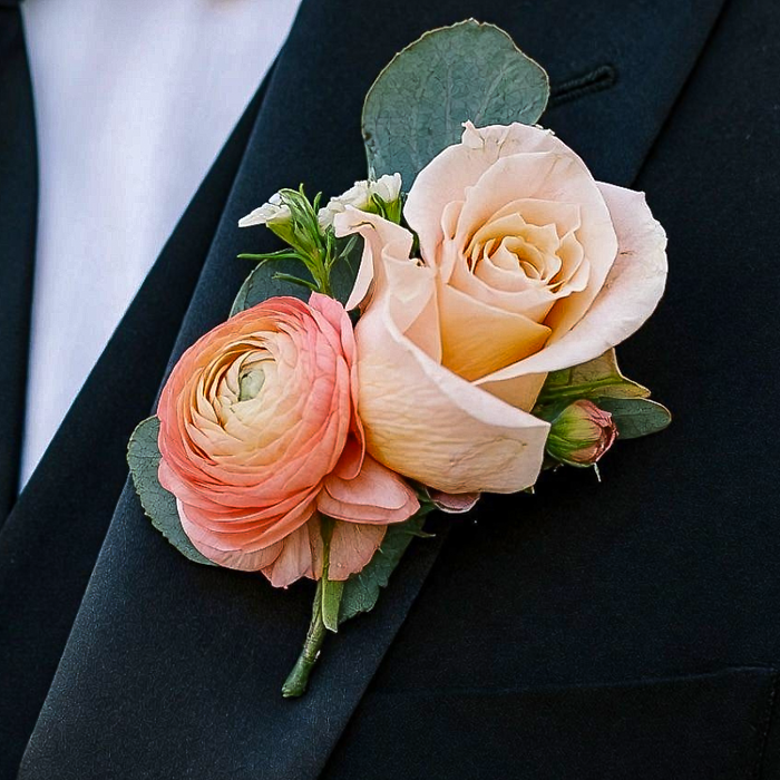 Sunset Kiss Boutonniere